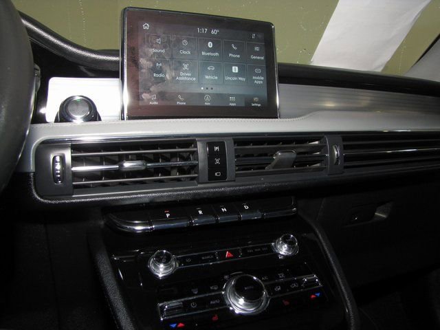 Used 2020 Lincoln Corsair Reserve image 7