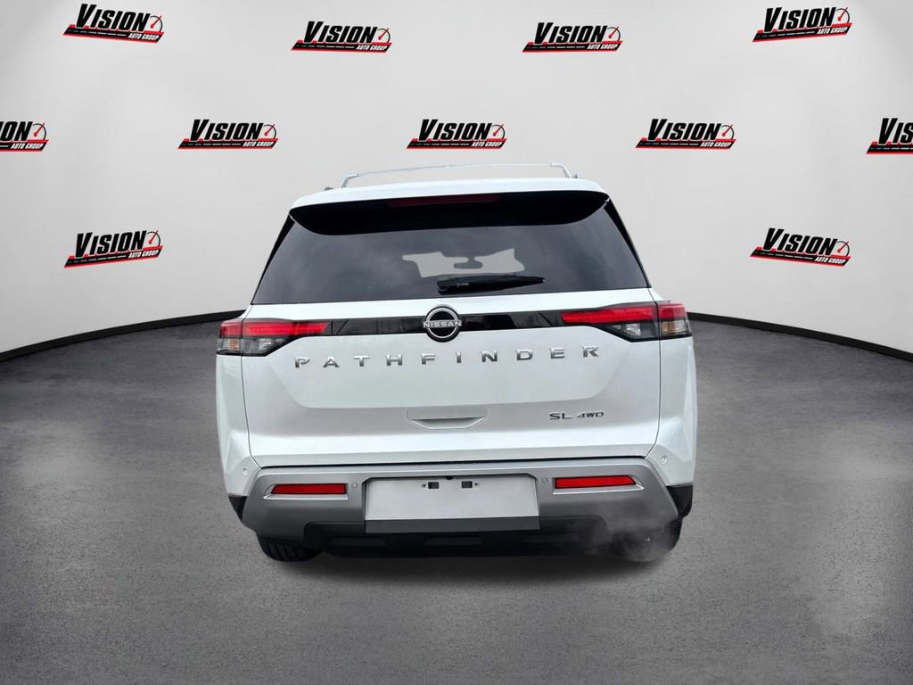 New 2025 Nissan Pathfinder SL image 6