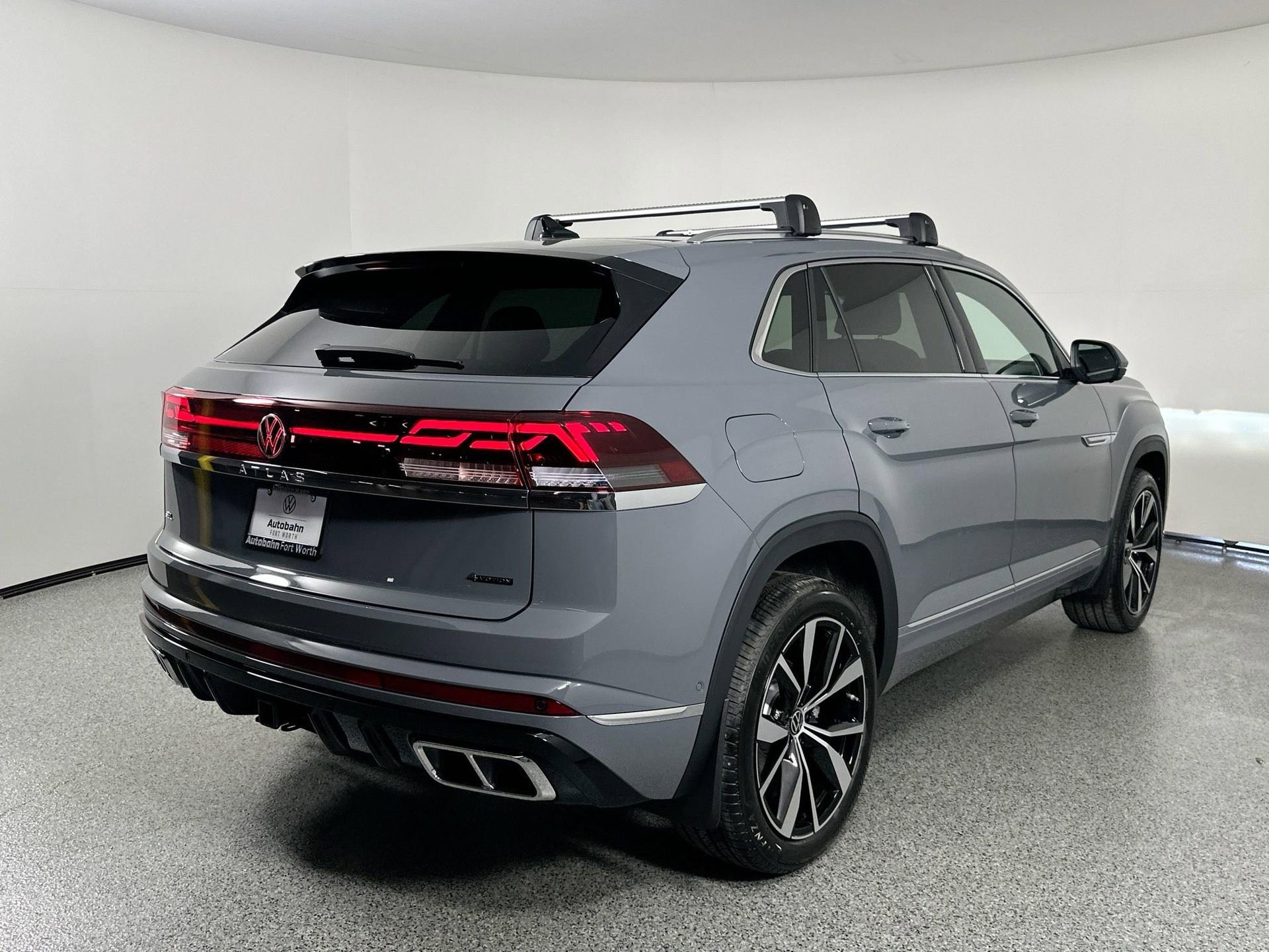 New 2026 Volkswagen Atlas Cross Sport SEL Premium R-Line image 4