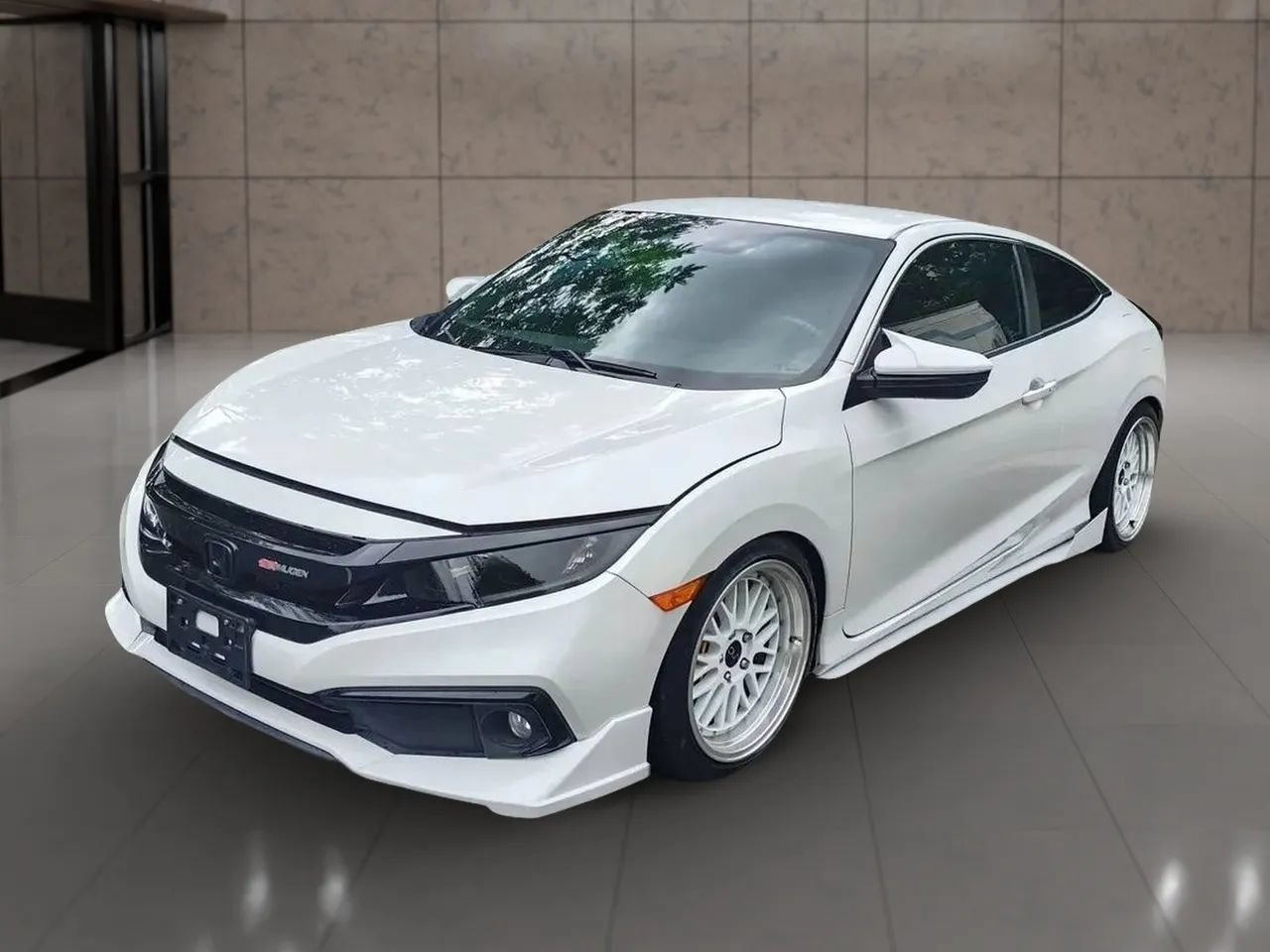 Used 2019 Honda Civic Sport image 2