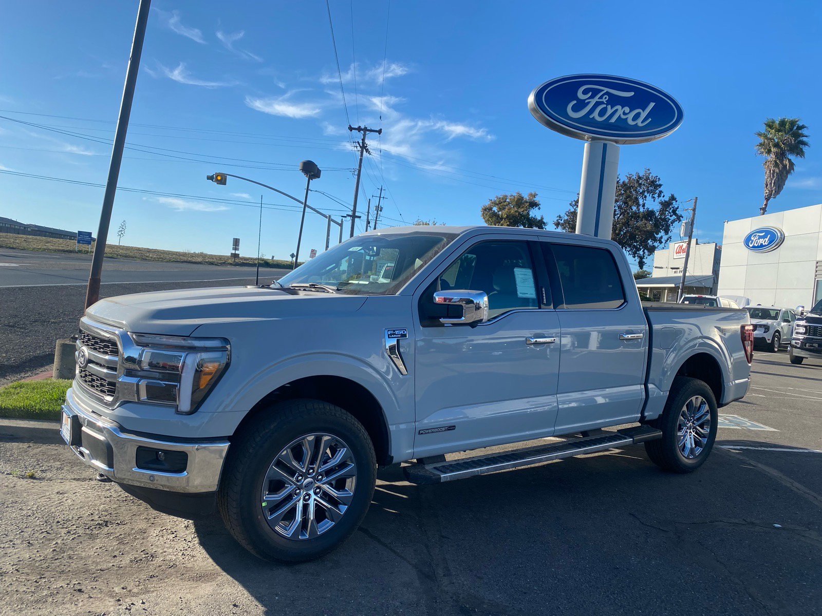 New 2026 Ford F150 Lariat w/ Equipment Group 502A High AWD/4WD image 2