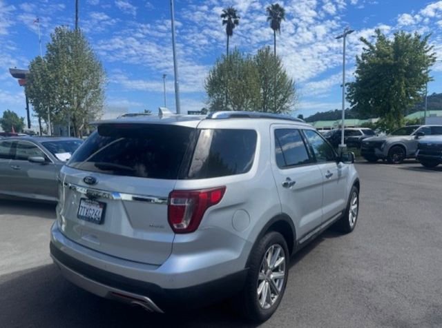 Used 2017 Ford Explorer Limited image 6