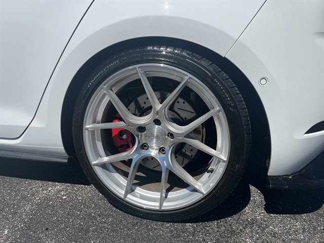 Used 2021 Volkswagen GTI Autobahn FWD image 10