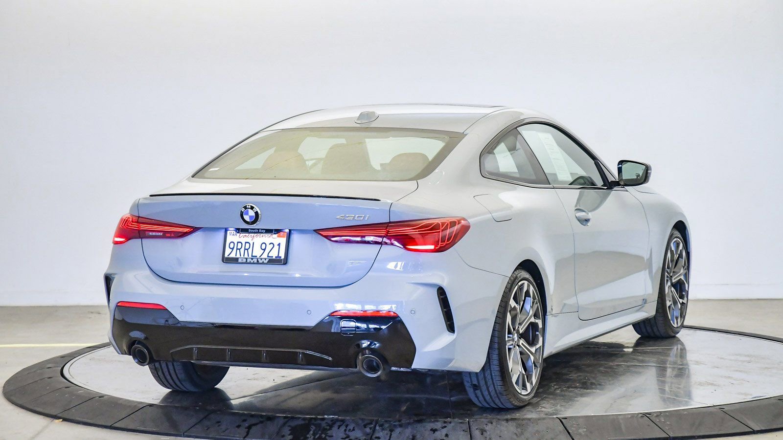 Used 2025 BMW 430i Coupe w/ M Sport Package image 5