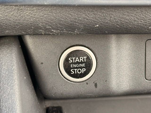 Certified 2023 Nissan Rogue SV image 34