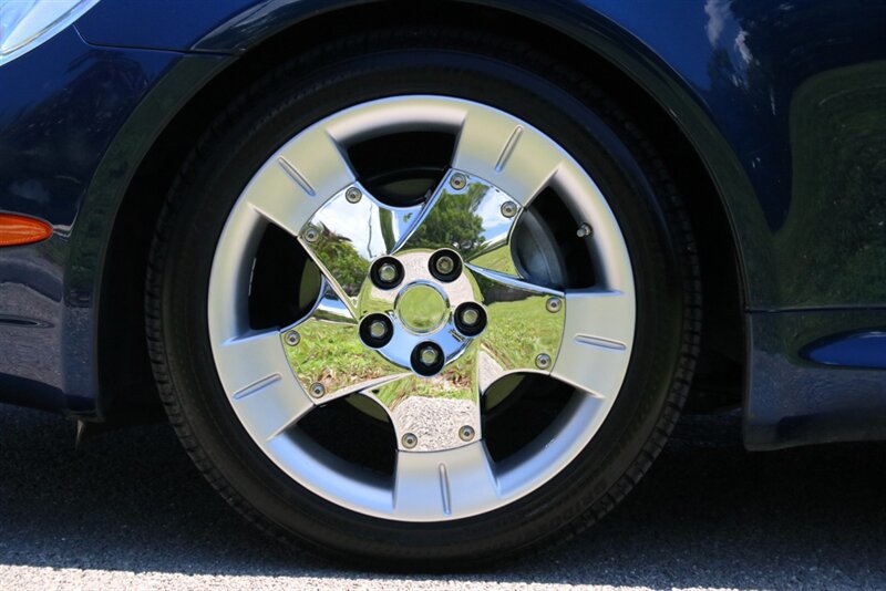 Used 2003 Lexus SC 430 Convertible RWD image 38