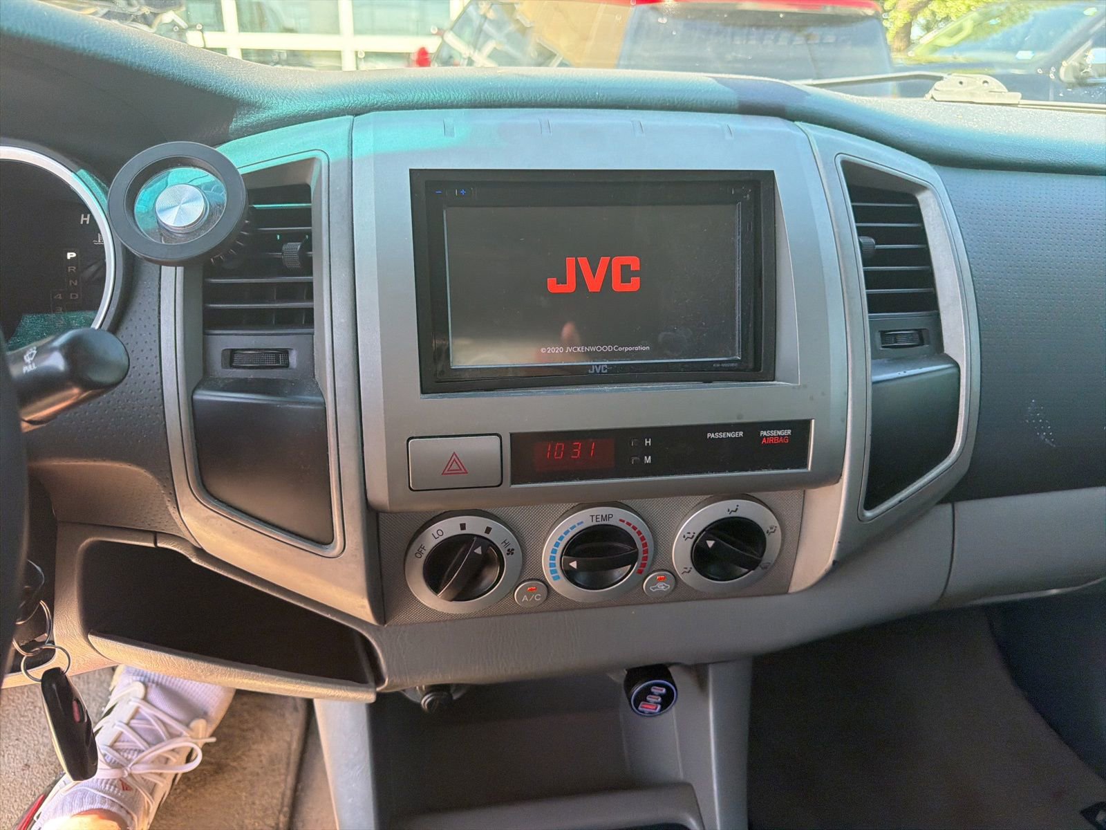 Used 2005 Toyota Tacoma PreRunner image 12