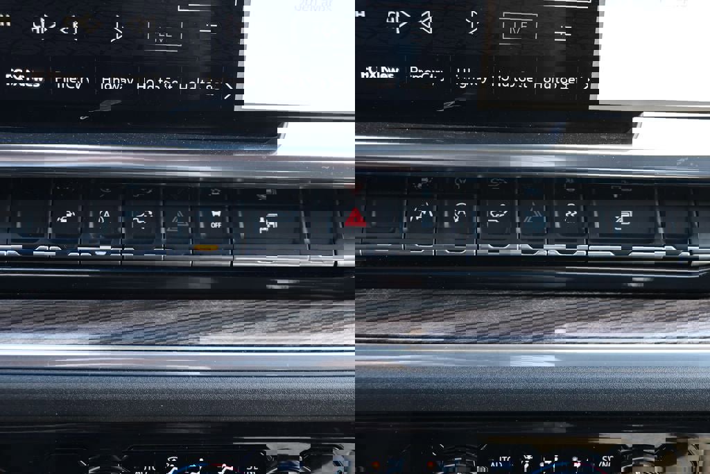 Used 2024 GMC Sierra 1500 Elevation image 20