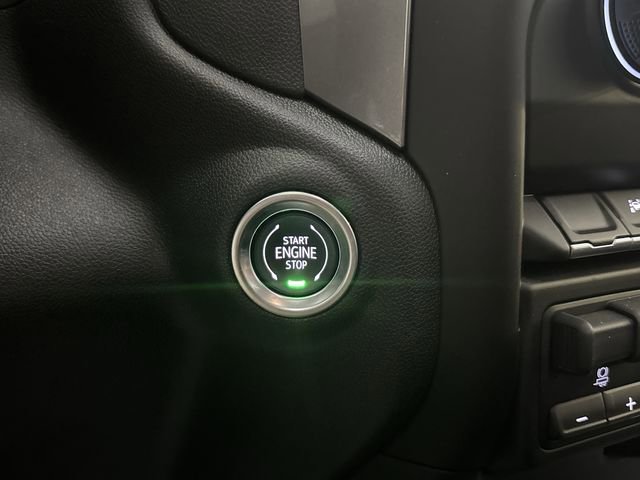 Certified 2025 Chevrolet Silverado 1500 W/T w/ WT Value Package image 17