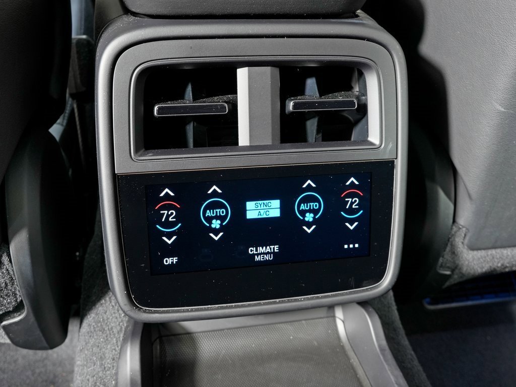 Certified 2024 Porsche Taycan GTS image 37