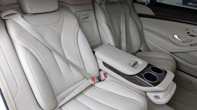 Used 2018 Mercedes-Benz S 450 4MATIC Sedan w/ Premium Package image 30