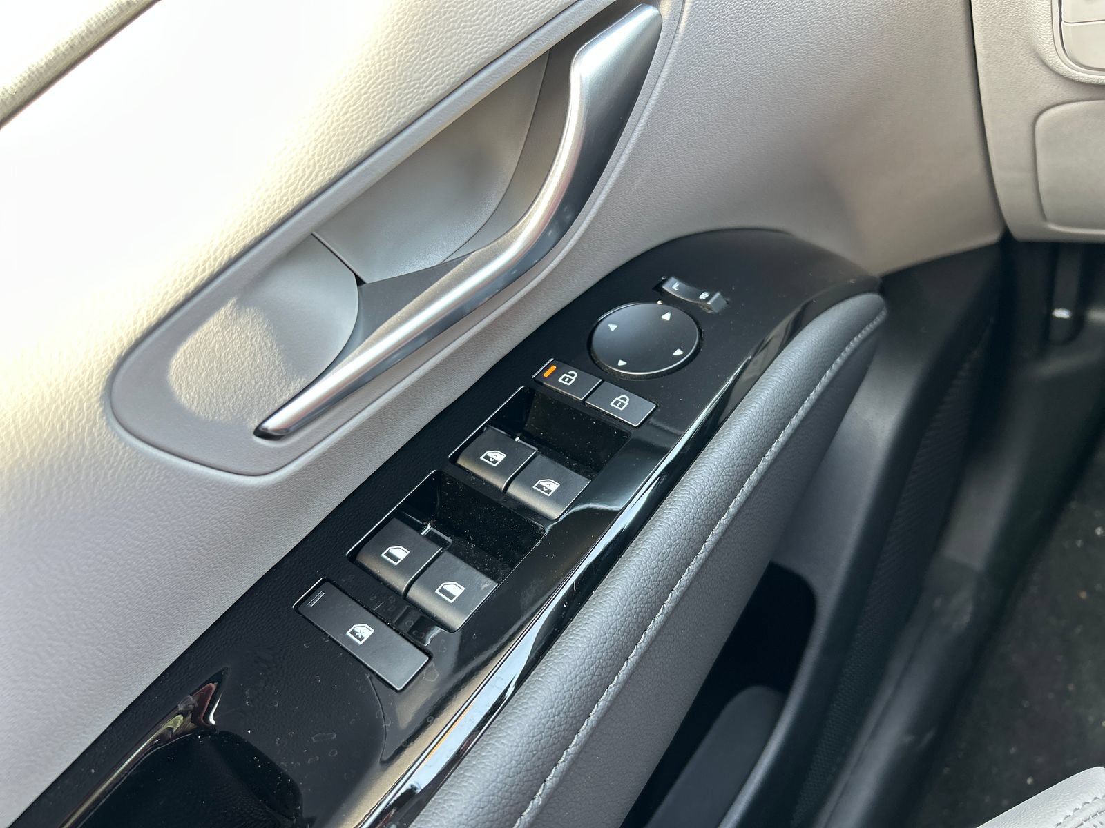 New 2026 Hyundai Tucson Limited AWD/4WD image 11