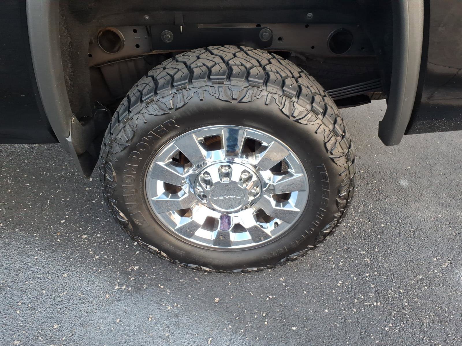 Used 2018 GMC Sierra 2500 Denali w/ Duramax Plus Package image 7