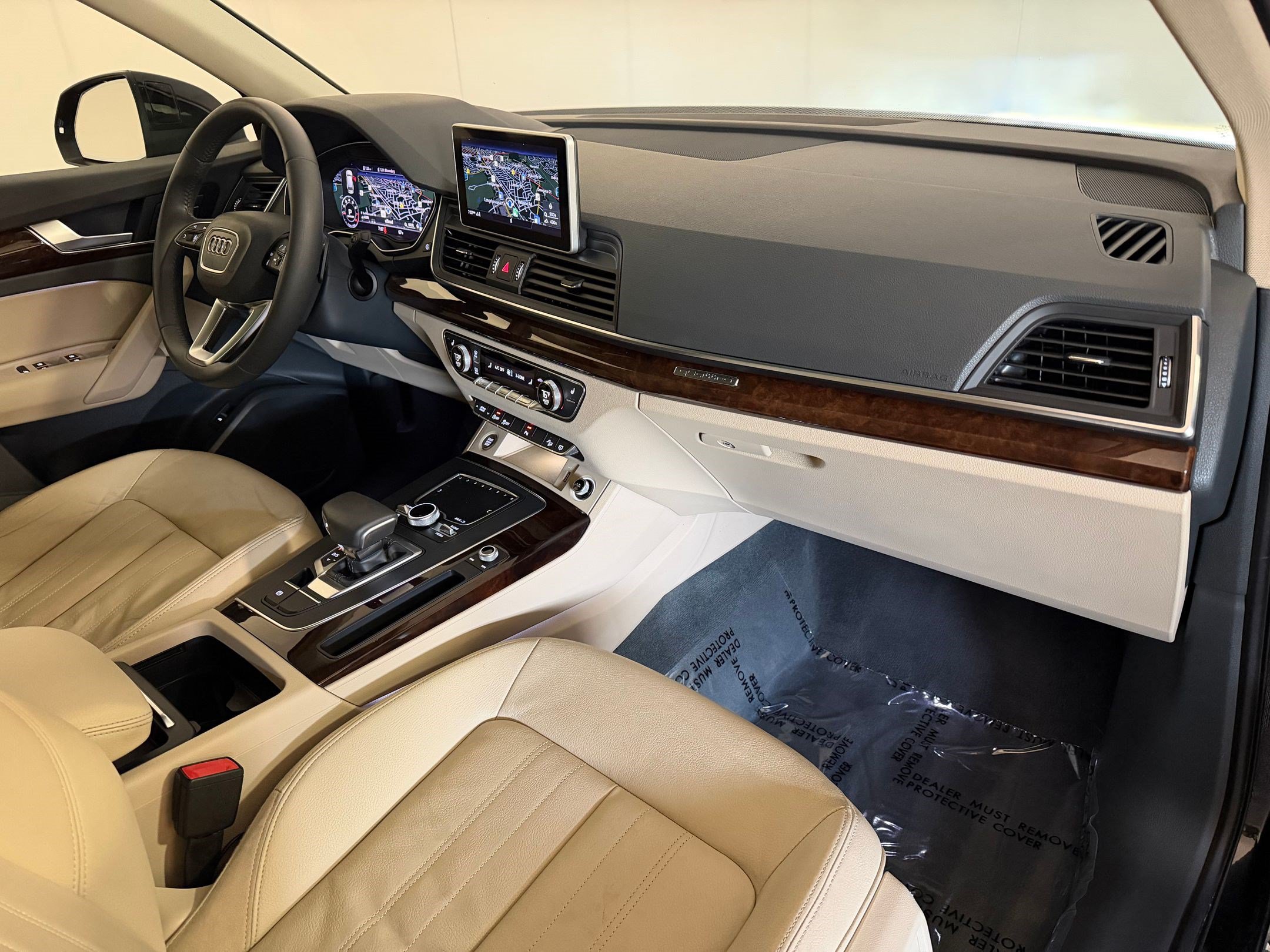 Used 2018 Audi Q5 Premium w/ Premium Plus Package AWD/4WD image 32