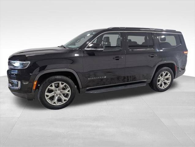 Certified 2022 Jeep Wagoneer Series II w/ Rear Seat Video Group 1 AWD/4WD image 6
