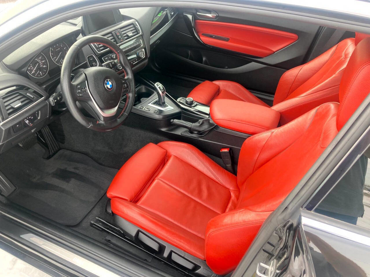 Used 2017 BMW 230i xDrive Coupe image 9