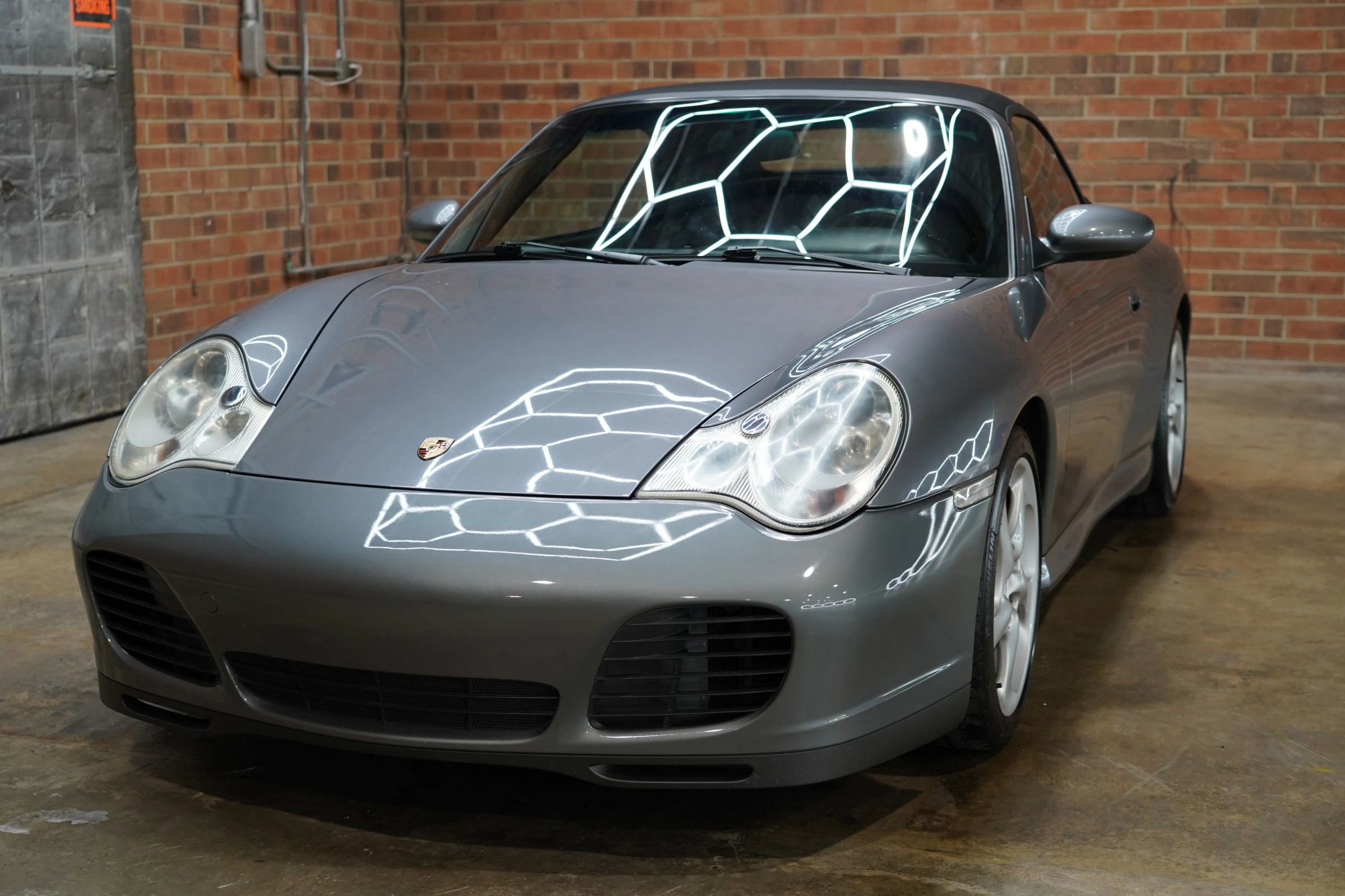 Used 2005 Porsche 911 Carrera 4S image 9