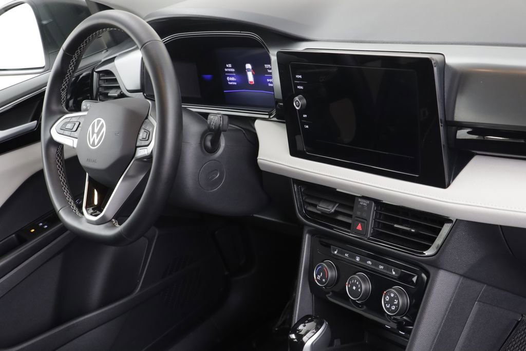 Used 2025 Volkswagen Taos S AWD/4WD image 21