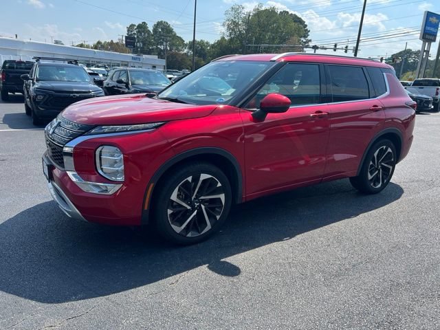 Used 2023 Mitsubishi Outlander SEL AWD/4WD image 18