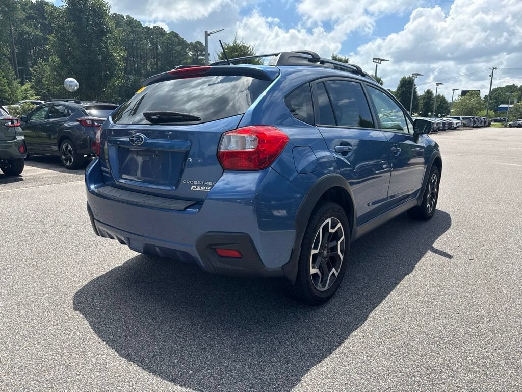 Used 2016 Subaru Crosstrek 2.0i Premium w/ Moonroof Package AWD/4WD image 5