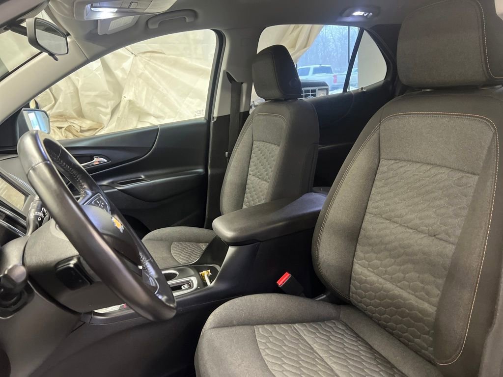 Used 2019 Chevrolet Equinox LT image 18