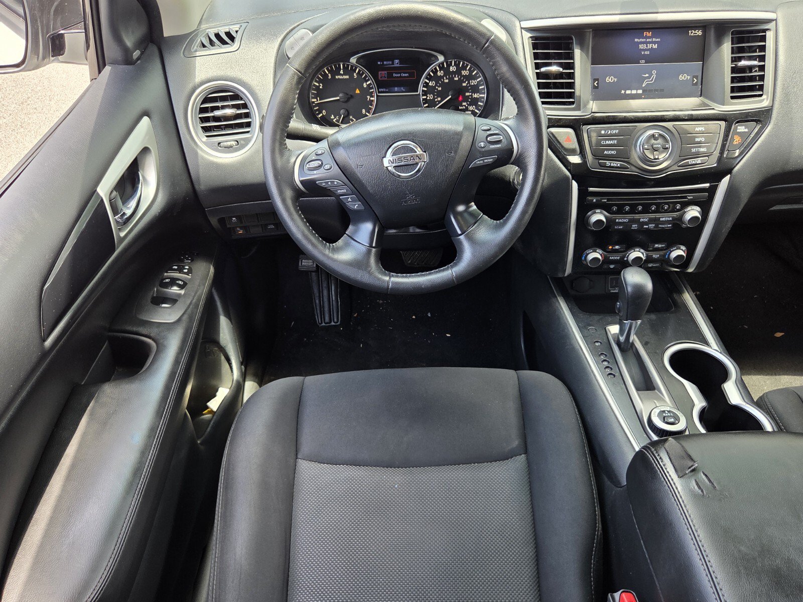 Used 2020 Nissan Pathfinder SV AWD/4WD image 14