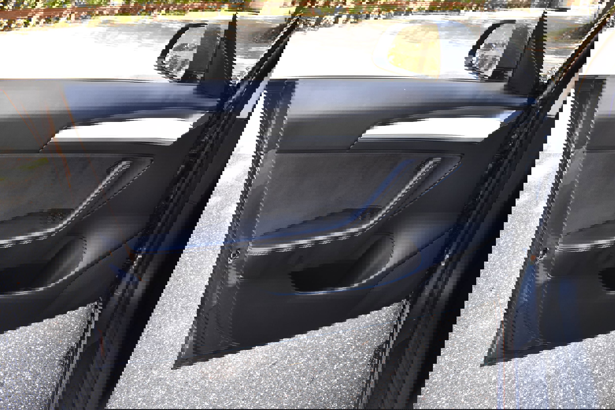 Used 2022 Tesla Model 3 Standard Range image 22