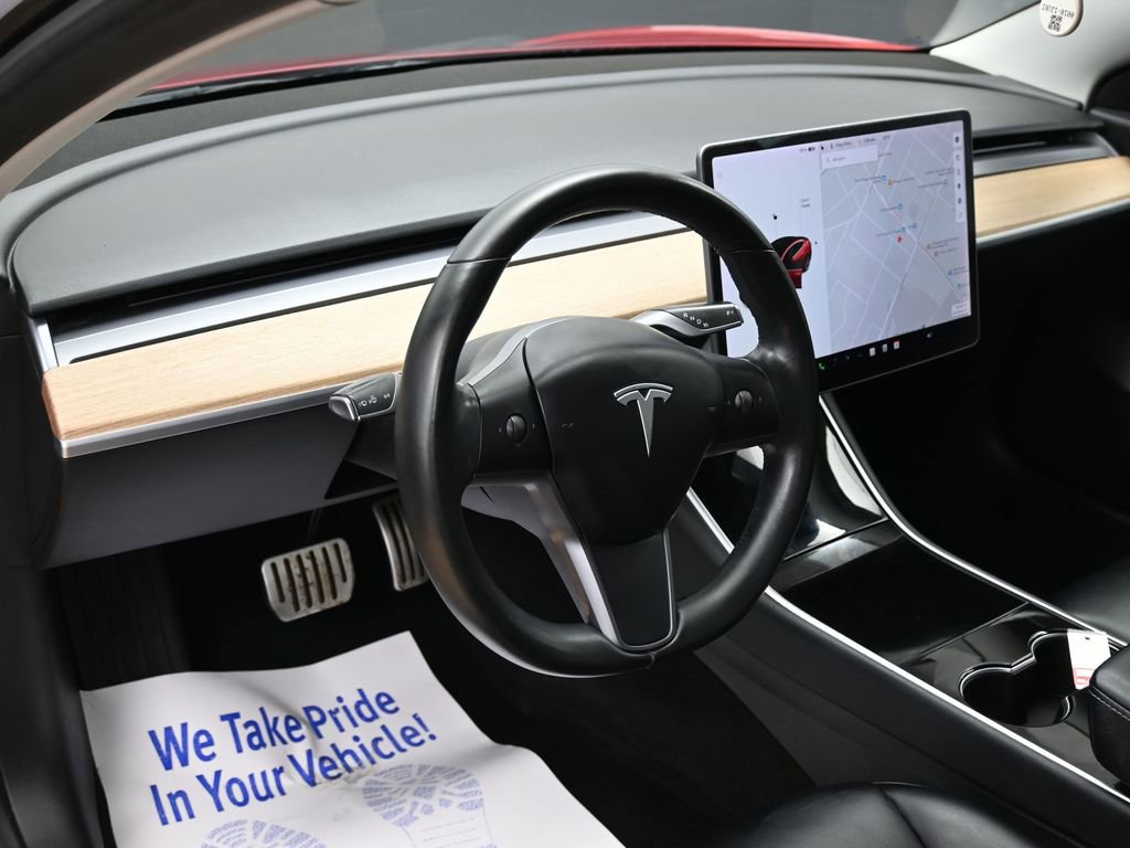 Used 2018 Tesla Model 3 Performance image 11