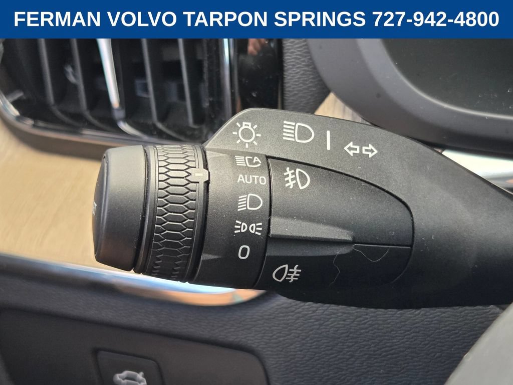 New 2026 Volvo XC60 B5 Core w/ Protection Package Premier AWD/4WD image 34