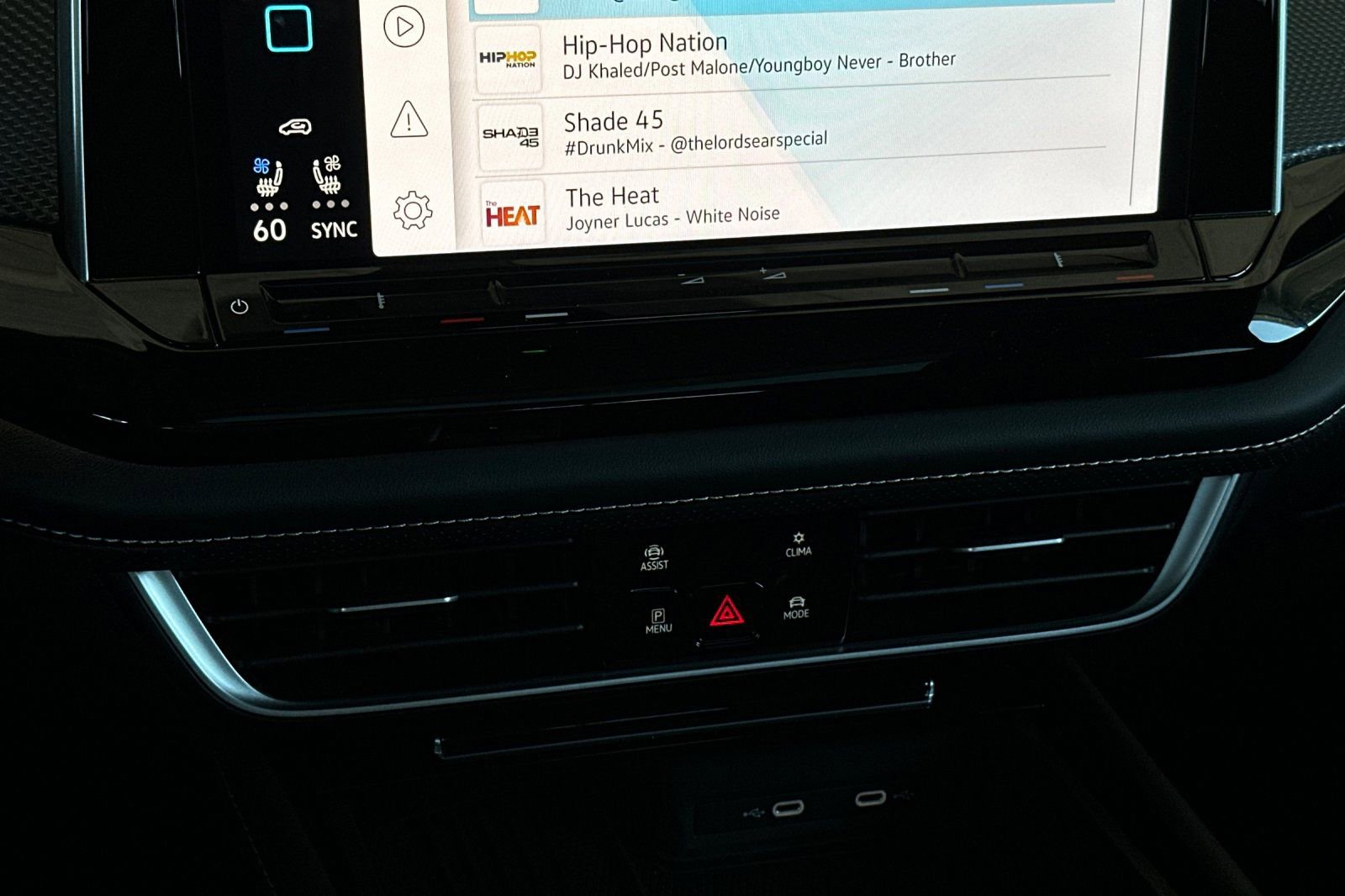 New 2026 Volkswagen Atlas Cross Sport SEL Premium R-Line image 21