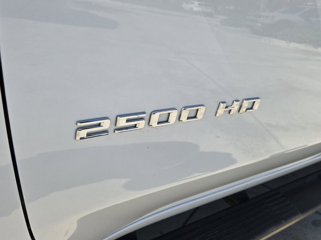 Used 2024 Chevrolet Silverado 2500 Custom w/ Custom Value Package image 13