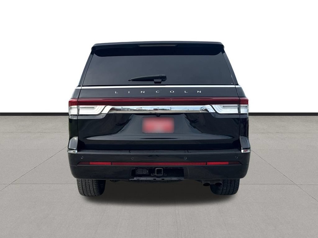 Used 2022 Lincoln Navigator Reserve AWD/4WD image 6