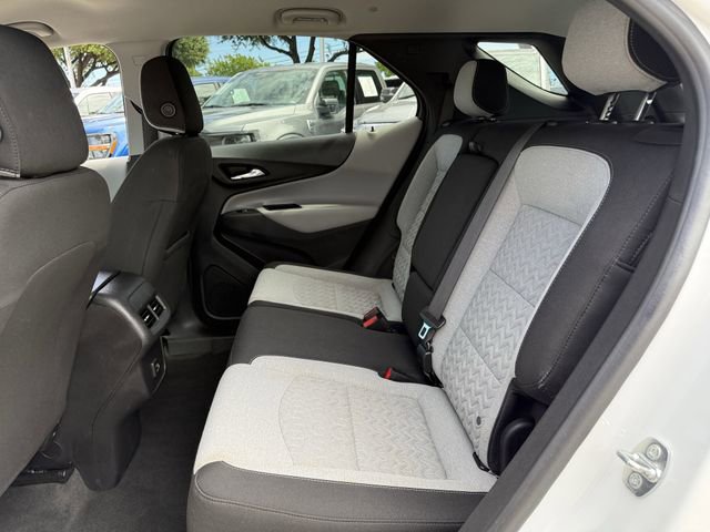 Used 2022 Chevrolet Equinox LS w/ LS Convenience Package FWD image 24