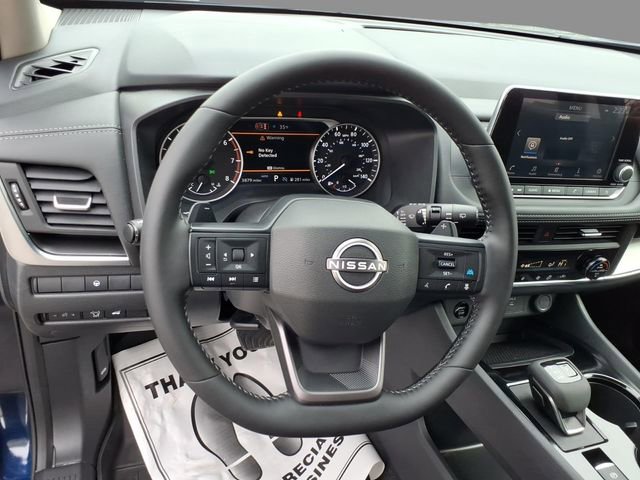 Used 2026 Nissan Rogue SV image 21