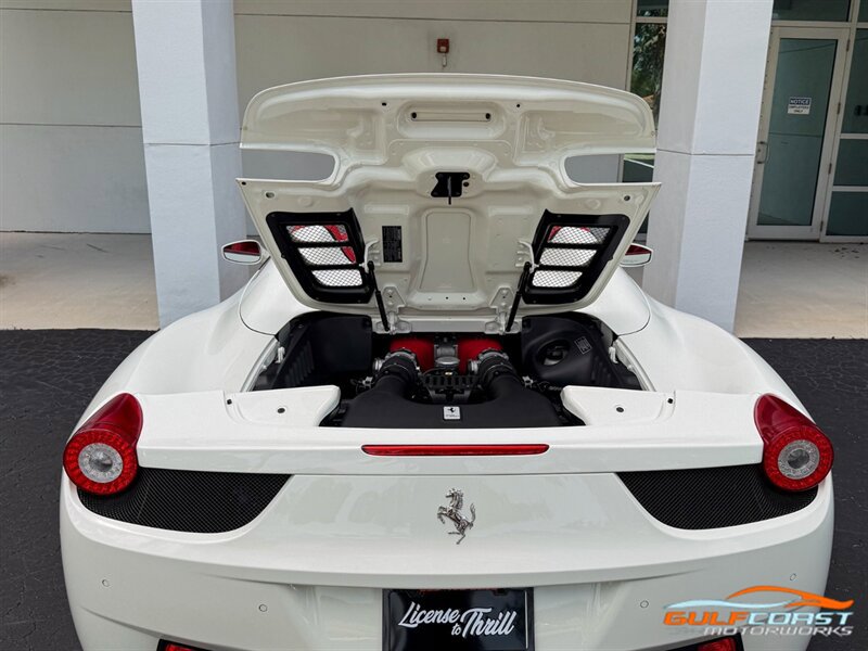 Used 2014 Ferrari 458 Spider RWD image 32
