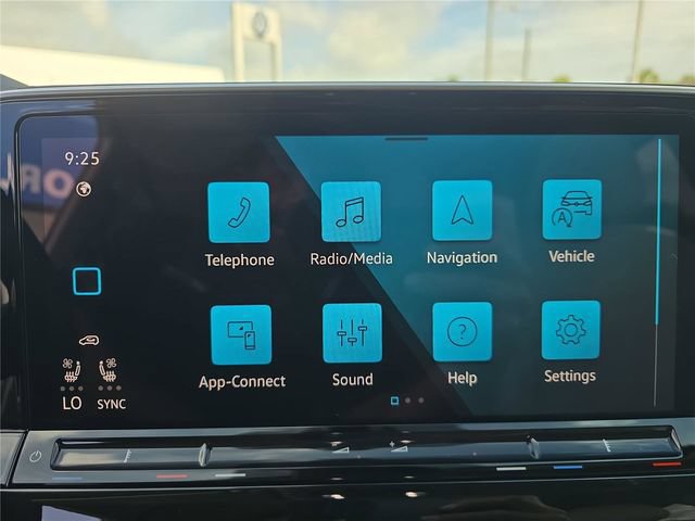 New 2026 Volkswagen Atlas SE FWD image 18
