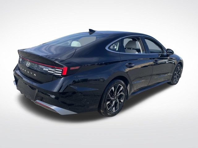 Used 2024 Hyundai Sonata SEL FWD image 6