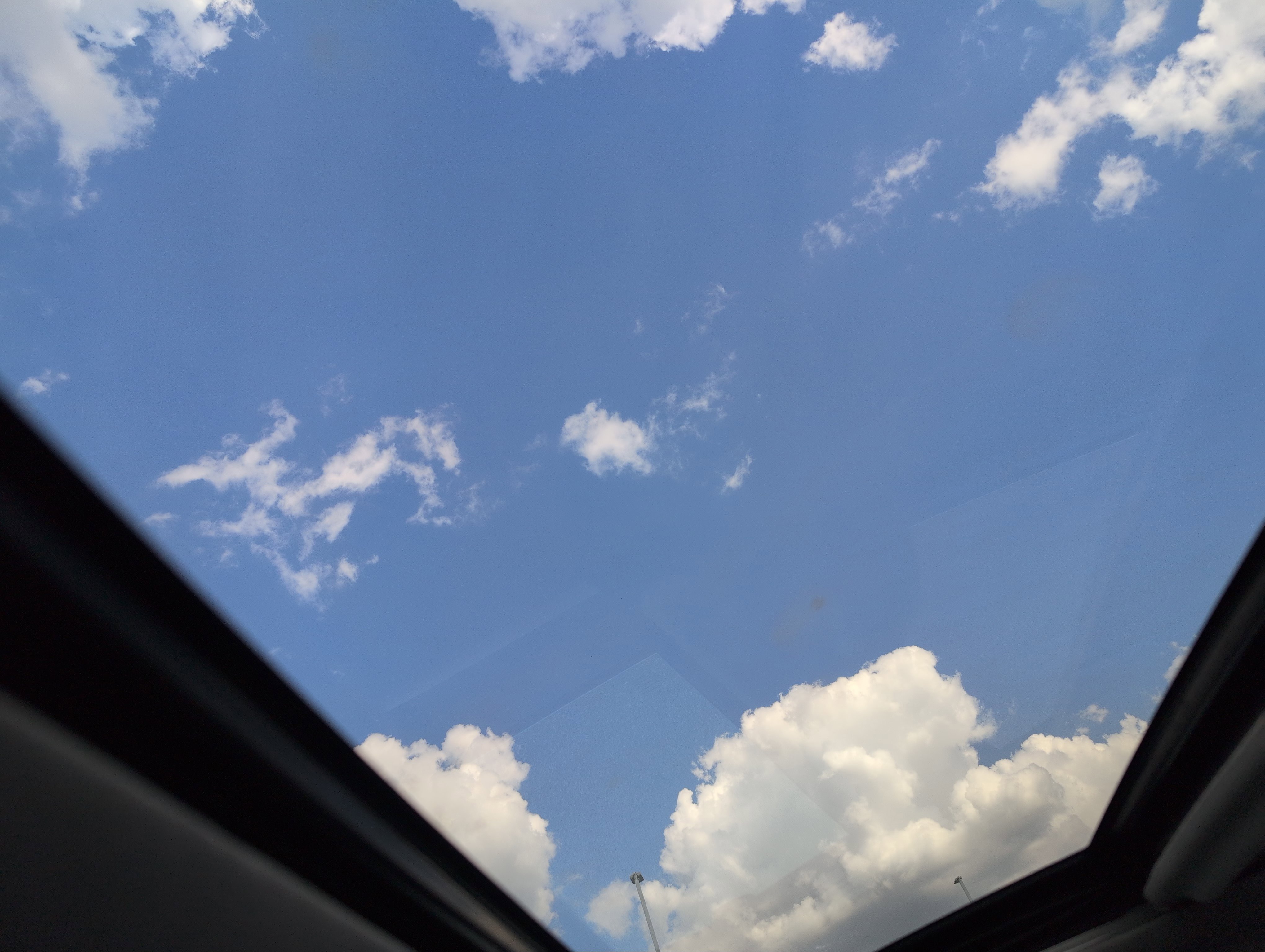 Used 2018 Toyota Highlander XLE image 25