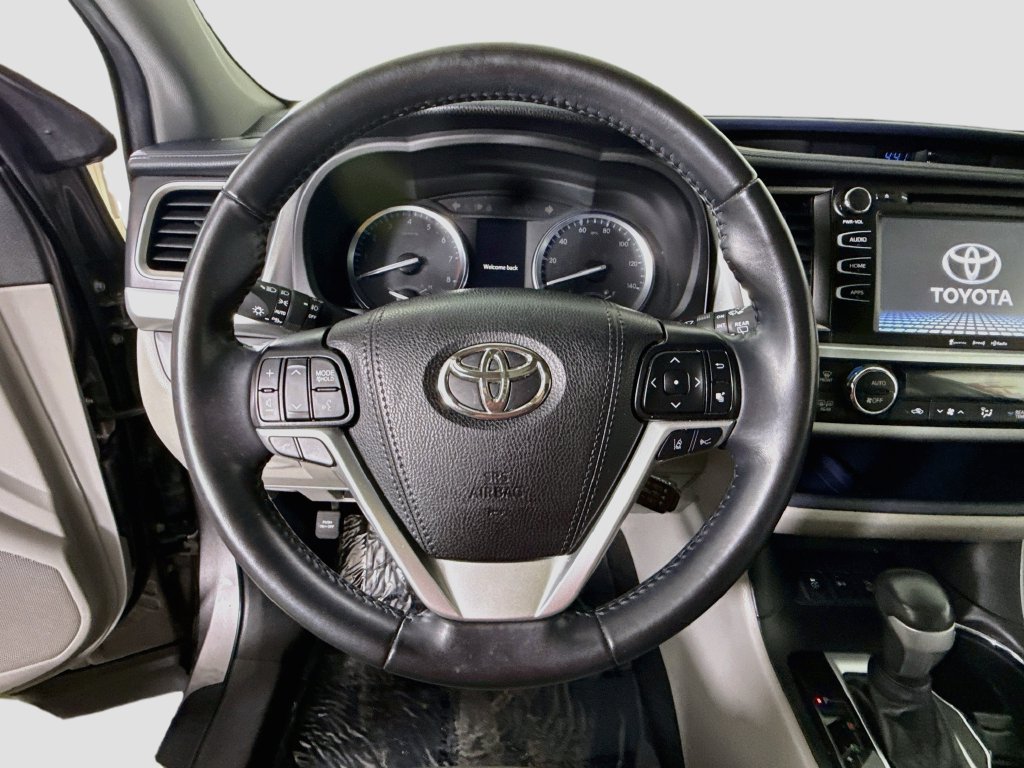Certified 2019 Toyota Highlander XLE AWD/4WD image 20