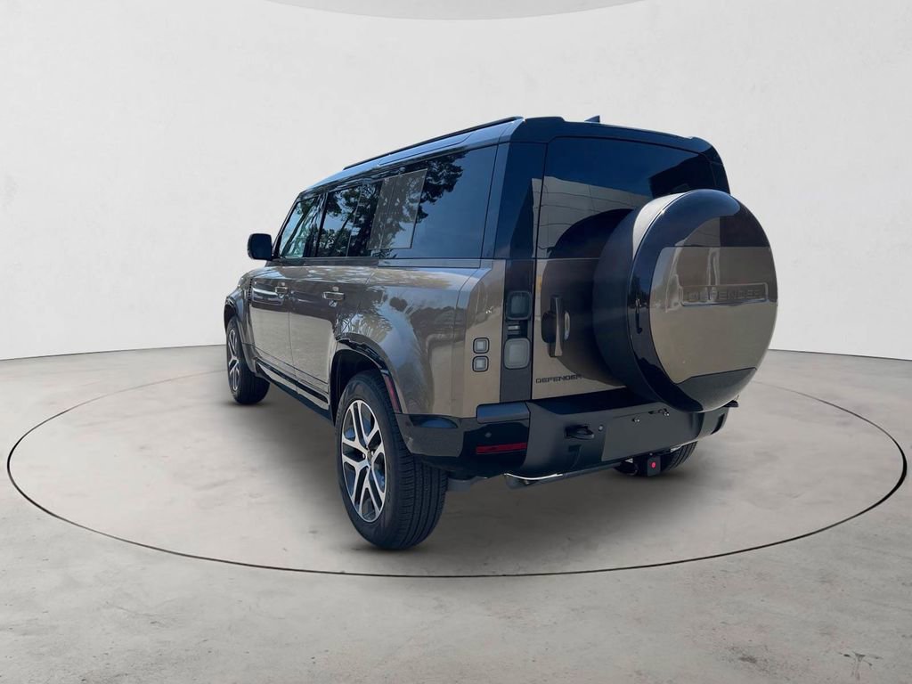 New 2026 Land Rover Defender 110 X-Dynamic SE AWD/4WD image 3