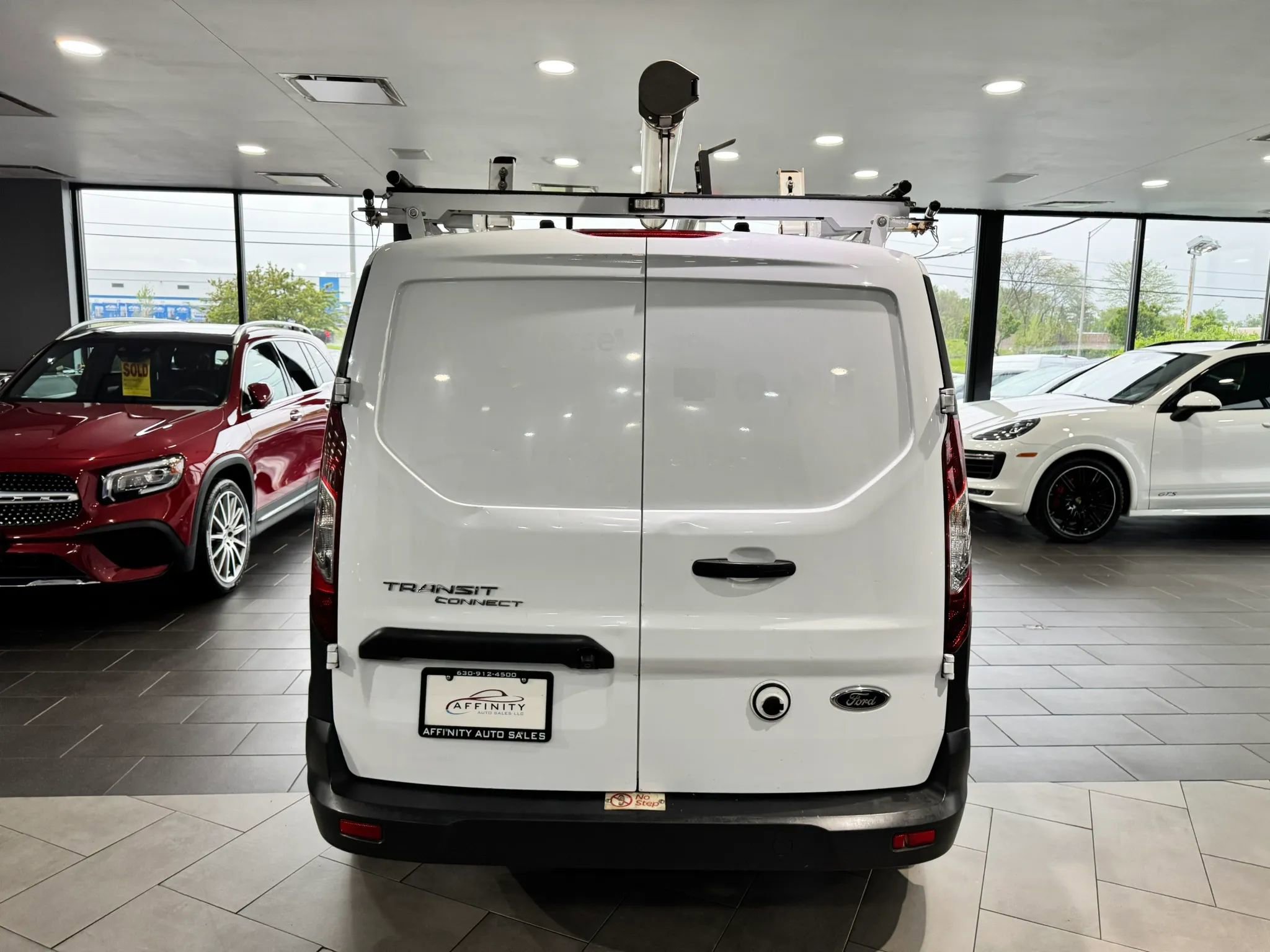 Used 2014 Ford Transit Connect XL FWD image 4