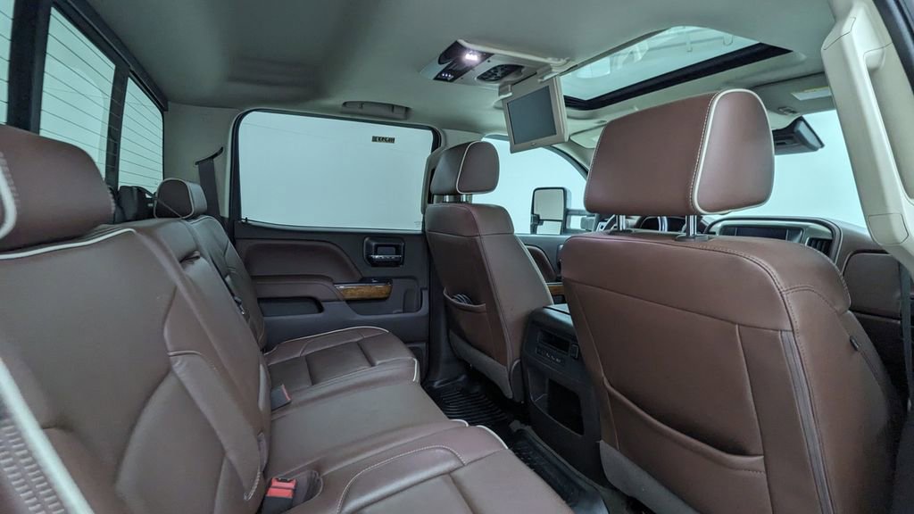 Used 2017 Chevrolet Silverado 3500 High Country image 39