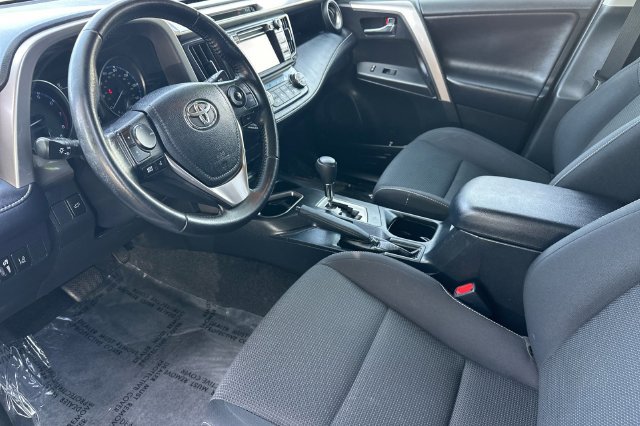 Certified 2018 Toyota RAV4 XLE FWD image 12
