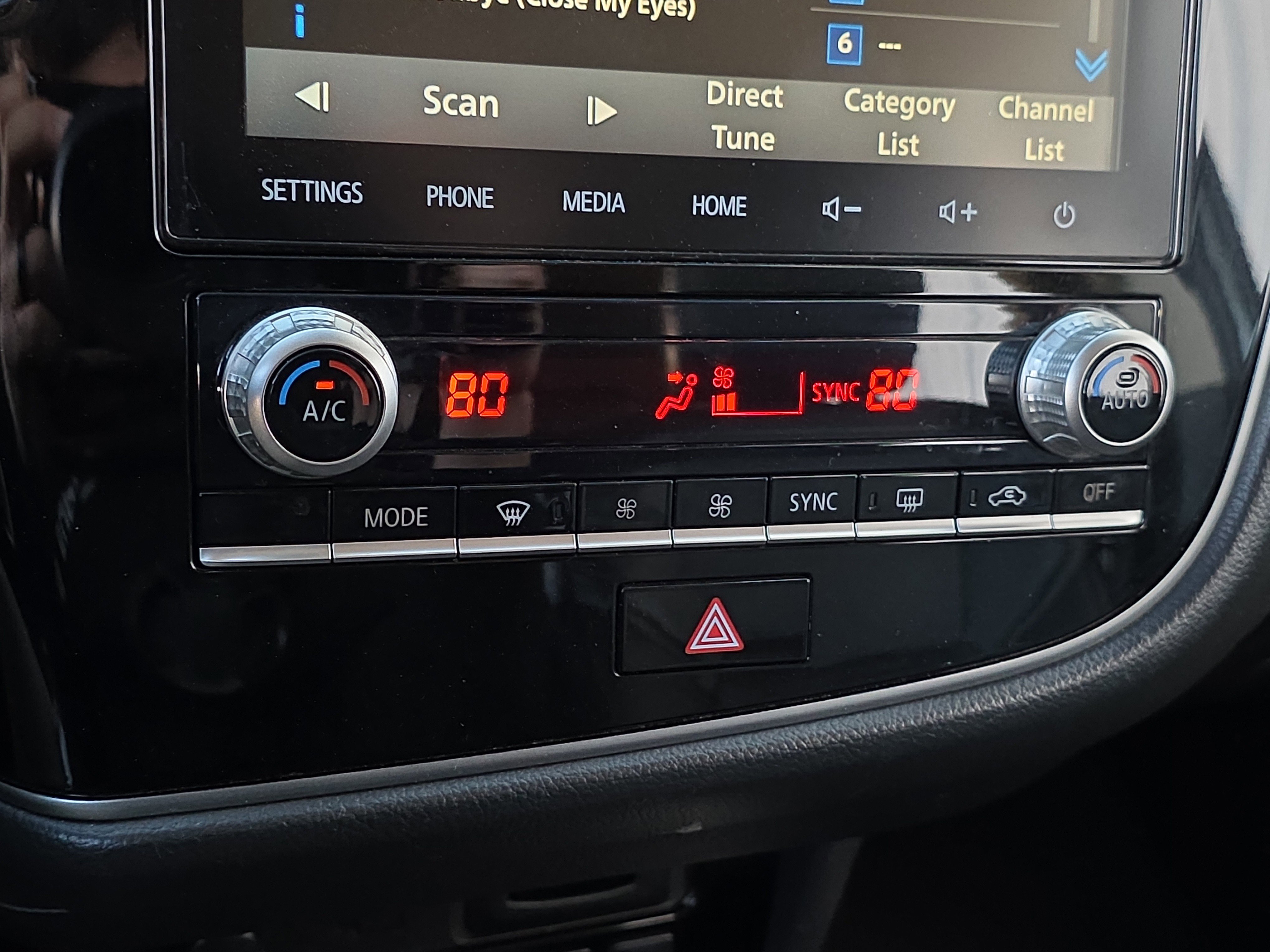 Used 2020 Mitsubishi Outlander SE image 20