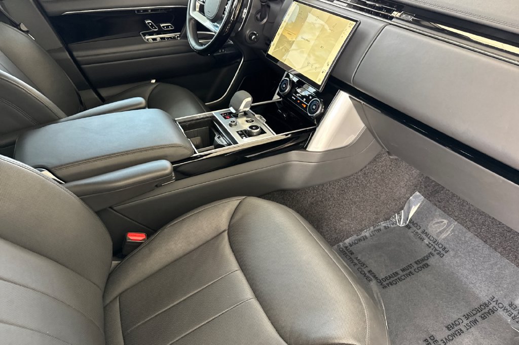 Used 2023 Land Rover Range Rover SE AWD/4WD image 20