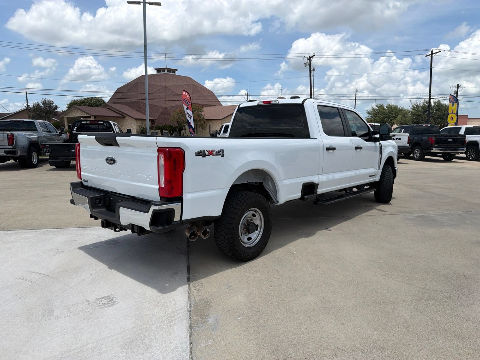 Used 2024 Ford F350 XL w/ XL Off-Road Package AWD/4WD image 7