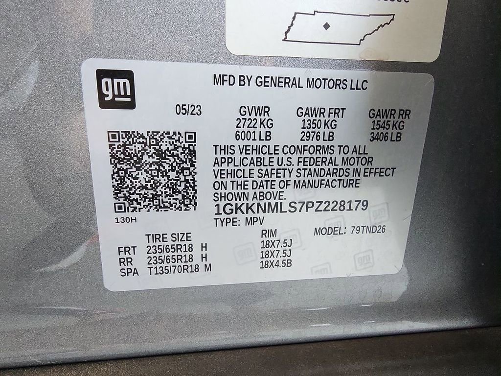 Certified 2023 GMC Acadia SLT w/ LPO, Floor Liner Package FWD image 34