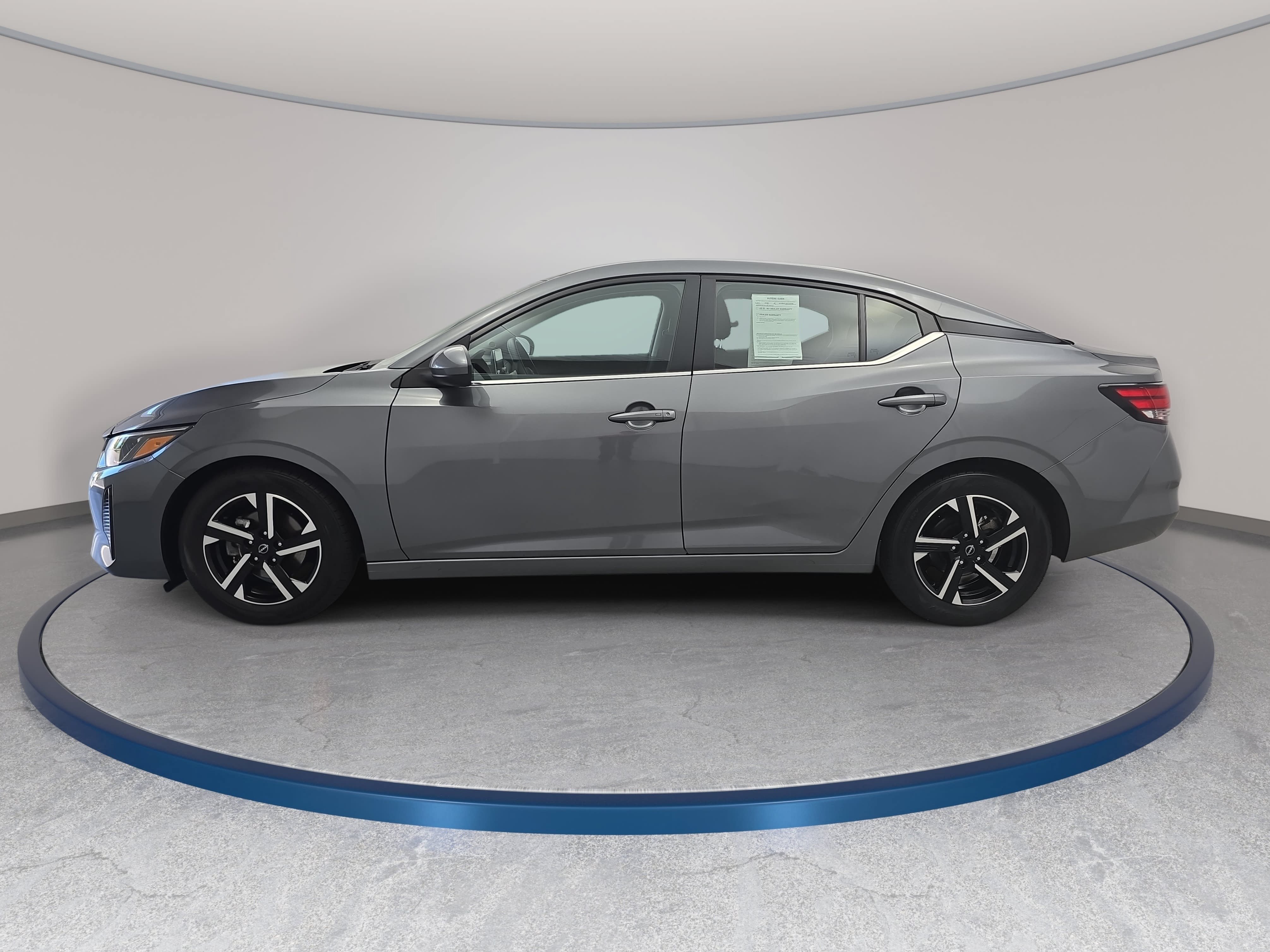 Used 2025 Nissan Sentra SV FWD image 8