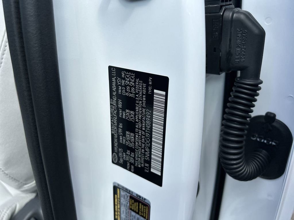 New 2026 Hyundai Santa Fe SE image 32