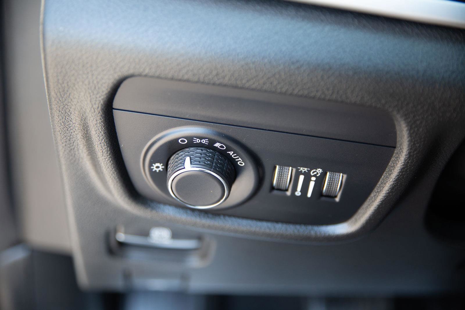 Used 2023 Jeep Grand Cherokee L Laredo AWD/4WD image 18